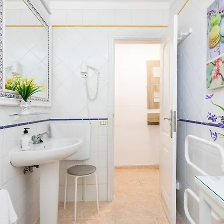 Deluxe 1 Apartment La Laguna (Tenerife)